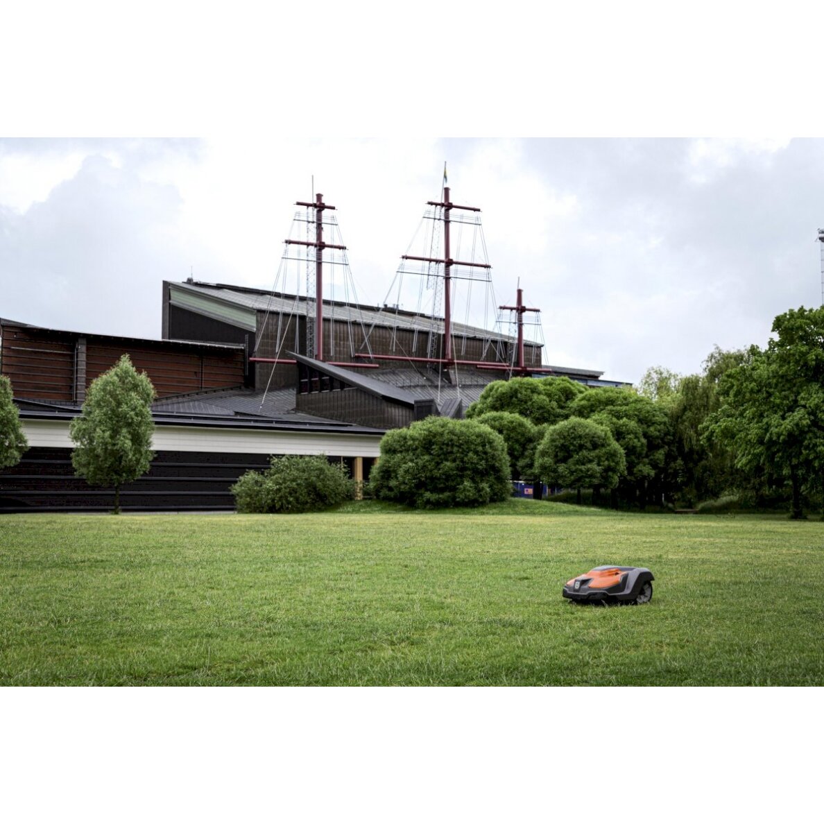 HUSQVARNA AUTOMOWER® 550 EPOS 6