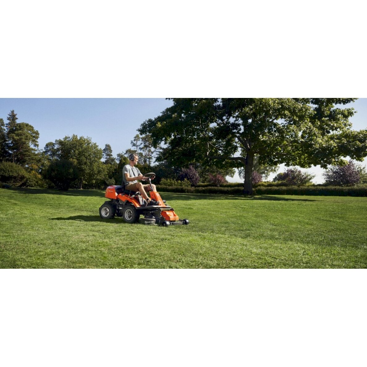 HUSQVARNA R 214T 3 HUSQVARNA R 214T 3
