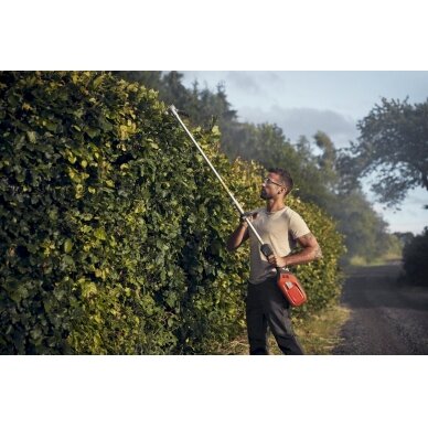 HUSQVARNA 325iLK su žoliapjovės priedu 3 HUSQVARNA 325iLK su žoliapjovės priedu 3