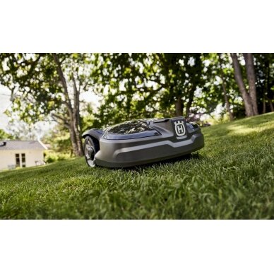 HUSQVARNA AUTOMOWER® 310 Mark II 3 HUSQVARNA AUTOMOWER® 310 Mark II 3