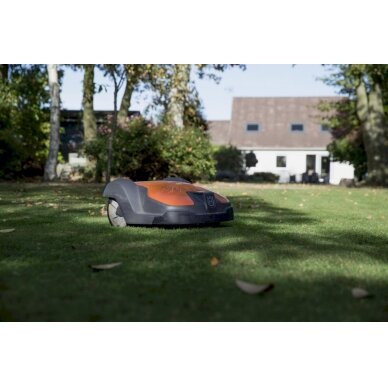 HUSQVARNA AUTOMOWER® 520 4 HUSQVARNA AUTOMOWER® 520 4