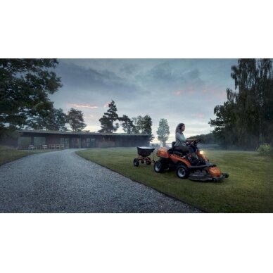 HUSQVARNA R 216T AWD 3 HUSQVARNA R 216T AWD 3