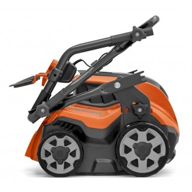 HUSQVARNA S 138C 3 HUSQVARNA S 138C 3