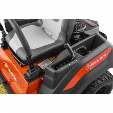 HUSQVARNA Z242F 6 HUSQVARNA Z242F 6